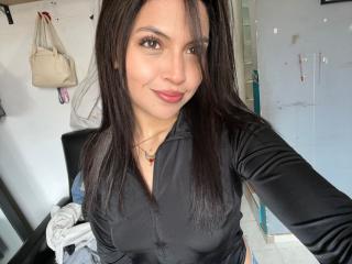 EmiliaJade Seins Liveshow - Photo 10/21