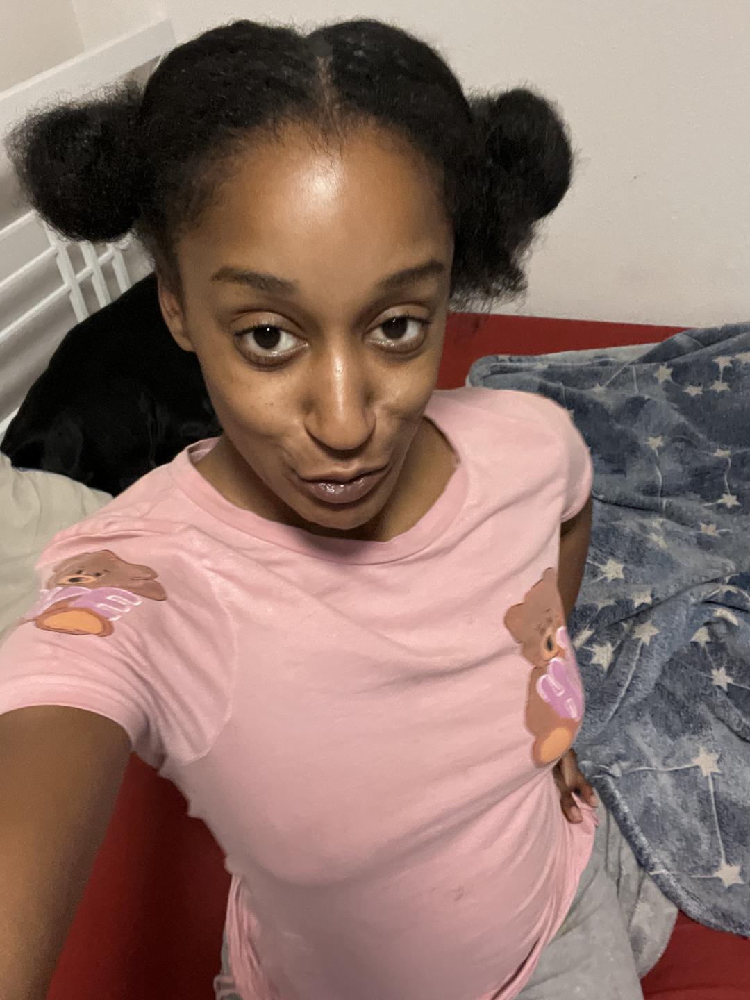 webcam model Ouyaya from XloveCam webcam model Ouyaya from XloveCam