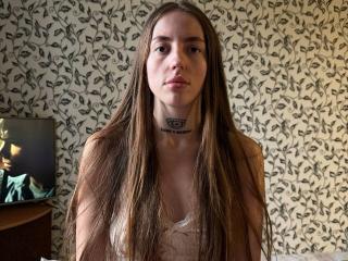 AdrianaCult Image Gallery