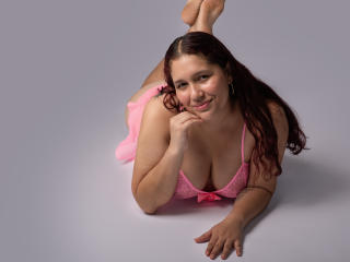 AliceRousee Webcam Porno Live - Photo 4/6