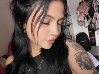 EmiliaJade Seins Liveshow - Photo 6/21