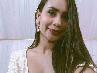 SophieJones69 Blowjob XXX Cams - Photo 9/21