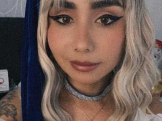 EmilyValk Seins Liveshow - Photo 8/21