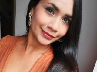 SophieJones69 Blowjob XXX Cams - Photo 8/21