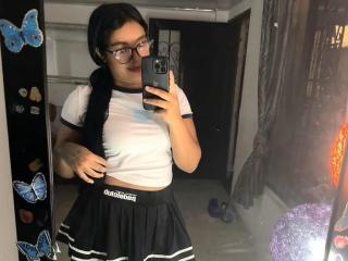 CurvyBrunnete Webcam Sexe Direct - Photo 5/9