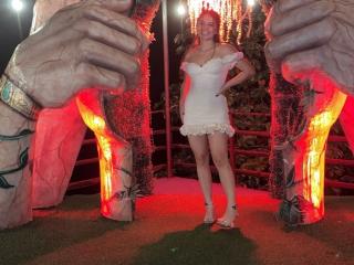 ZoeBarnett MILF Live - Photo 12/21