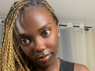 ZariQuinn Image Gallery