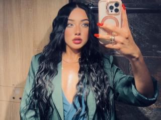 LillyTaylor Anal en Webcam Live - Photo 16/21