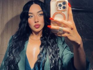 LillyTaylor Anal en Webcam Live - Photo 14/21