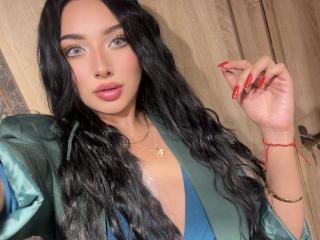 LillyTaylor Image Gallery