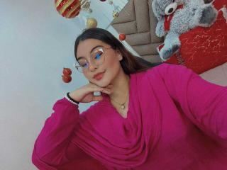 HelueJamil Image Gallery