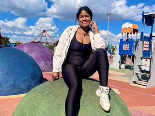 IvannaDuran Chatte en Chaleur - Photo 6/21