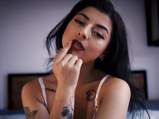 AnntonellaWatson Webcam Porno Live - Photo 18/21