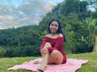 JuliaBennett Show Porno en Live - Photo 19/21