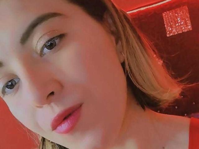 SylvieCute — live cam photo 3