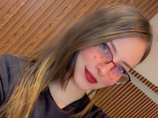 AmbeerWood Webcam Porno Live - Photo 8/21