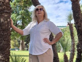 BozhenaNude Image Gallery