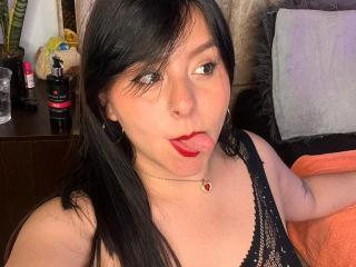 EmaJames Boobs Liveshow - Photo 21/21