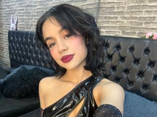 WendyJames Voyeur Camera - Photo 11/21