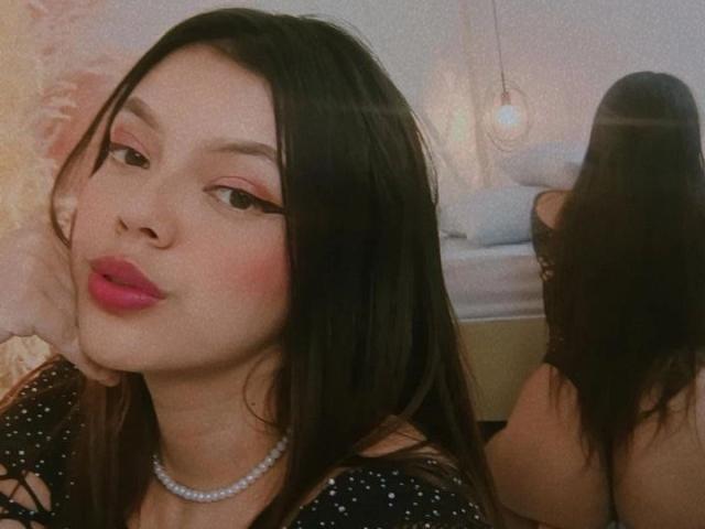ViolettaRouse — live cam photo 4