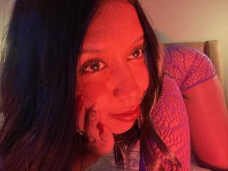 ZammySanz MILF Live - Photo 15/21