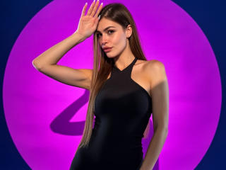 Siyana Blowjob XXX Cams - Photo 12/21