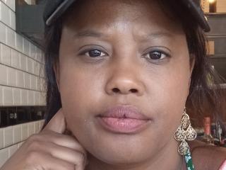 SweetBustyBee