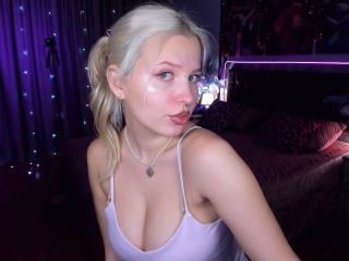 AliceWhitey Webcam Porno Live - Photo 5/21