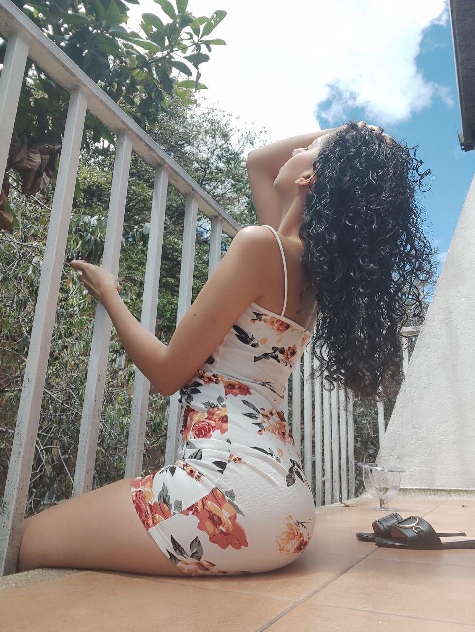 webcam model CurlyBlossom from XloveCam webcam model CurlyBlossom from XloveCam