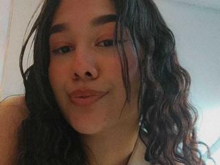 AlisRiven Webcam Porno Live - Photo 12/21