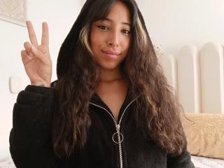 AbigailLarrain Webcam Porno Live - Photo 5/21