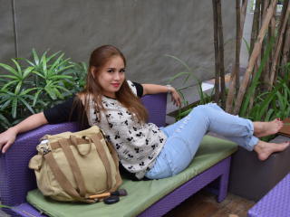 HotChilliAsian Videos Liveshows - Photo 7/9