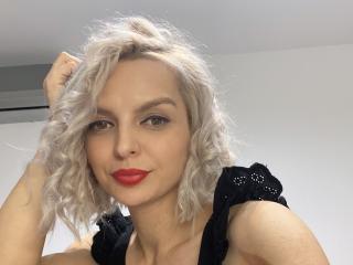 DouceAmelia Amateur Live Webcam - Photo 5/21