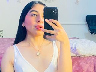 ZoeRedds MILF Live - Photo 9/21