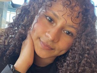 SofiaPassionne Fellation XXX Cams - Photo 6/21