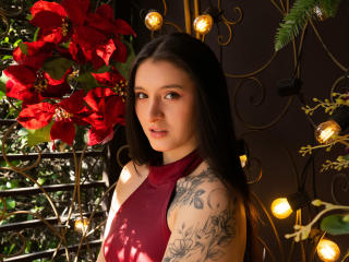 ZoeCortes MILF Live - Photo 14/21