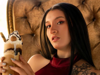 ZoeCortes MILF Live - Photo 8/21