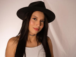 CloeThonsom Webcam Sexe Direct - Photo 7/16