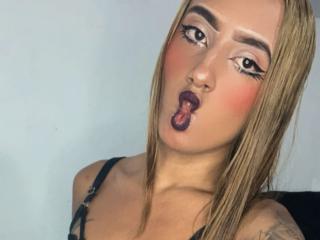 EscarletRuby Boobs Liveshow - Photo 7/21