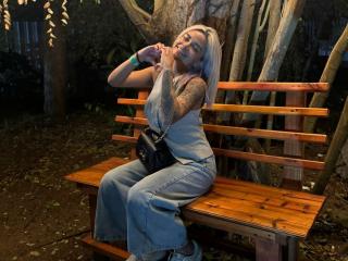 MajoJones Image Gallery