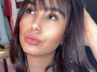 AgathaRuiz Webcam Porno Live - Photo 8/21