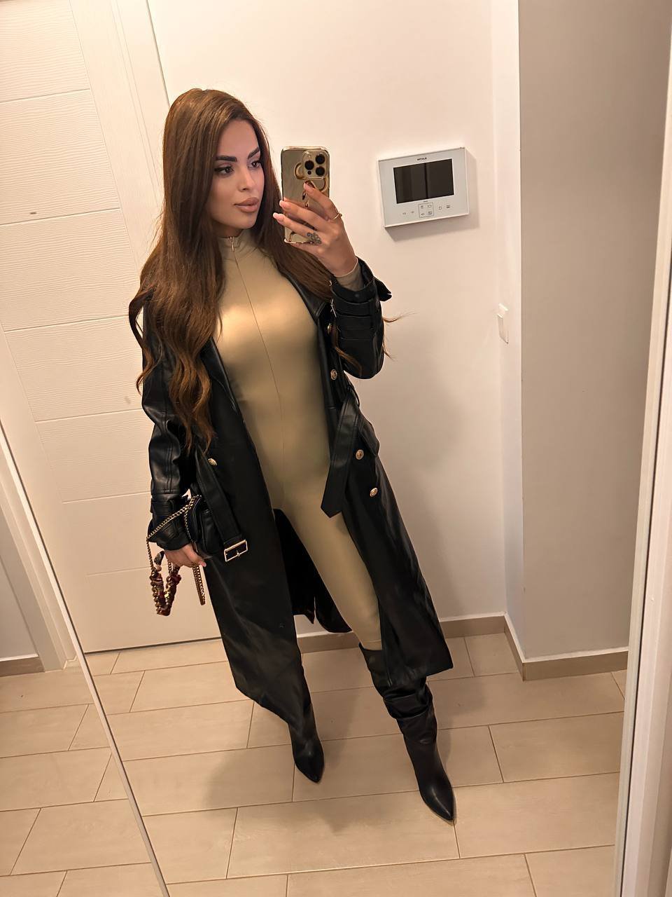 webcam model ArabianRoze from XloveCam webcam model ArabianRoze from XloveCam