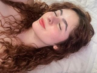 AdeleiineFoster Webcam Porno Live - Photo 12/21