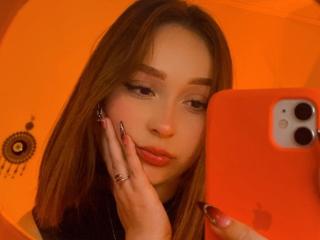 DarkCourtney Amateur Live Webcam - Photo 7/21