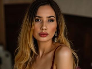 ElzaKomx Image Gallery