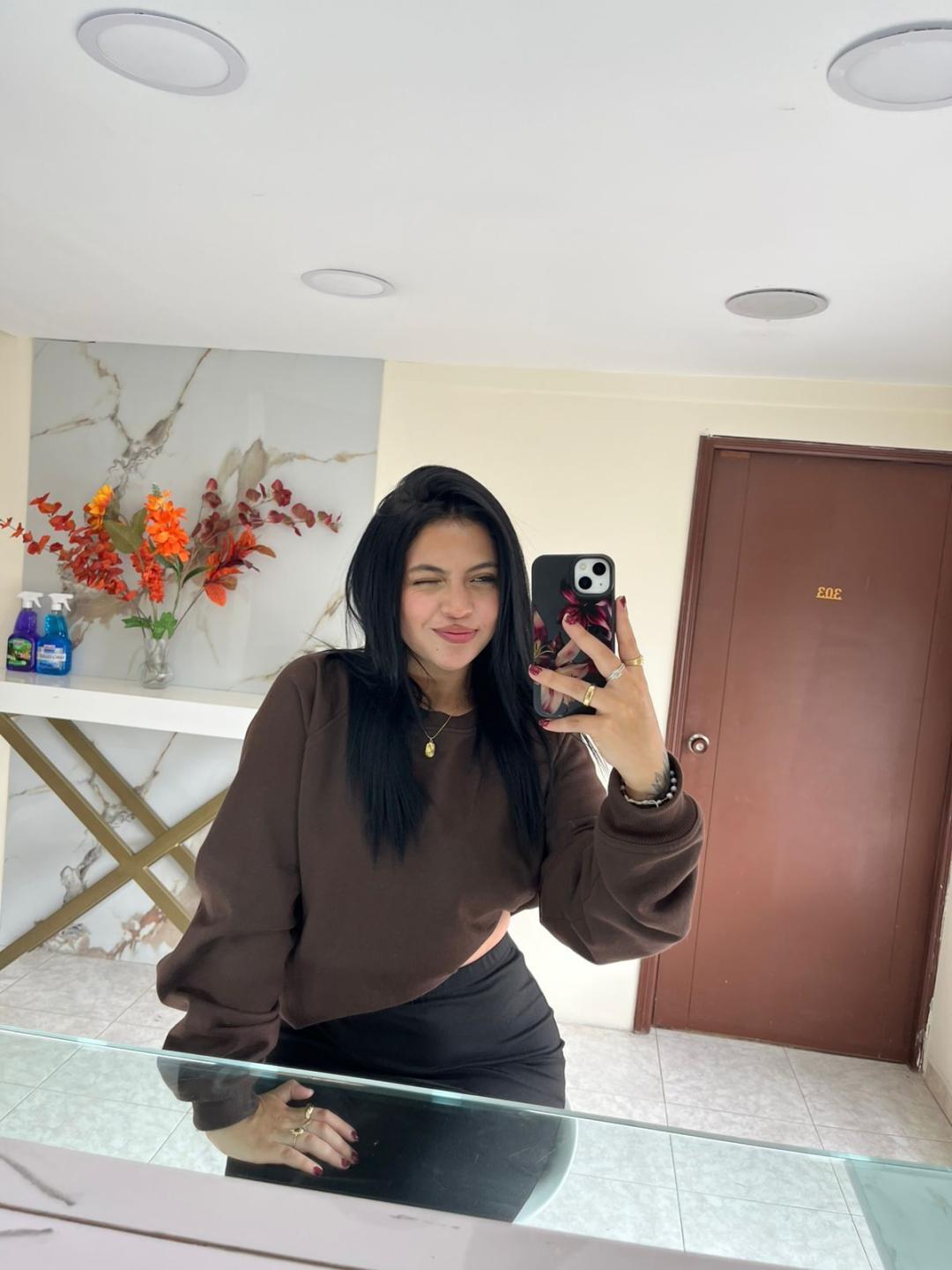 webcam model NyraVanel from XloveCam webcam model NyraVanel from XloveCam