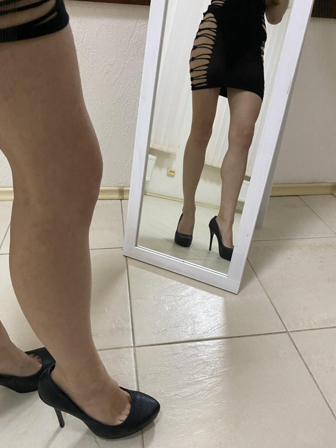 webcam model Amberia from XloveCam webcam model Amberia from XloveCam