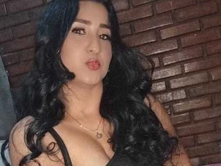 MiaRouusee Image Gallery