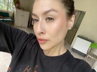 IsabellaPalacio Chatte en Chaleur - Photo 9/21