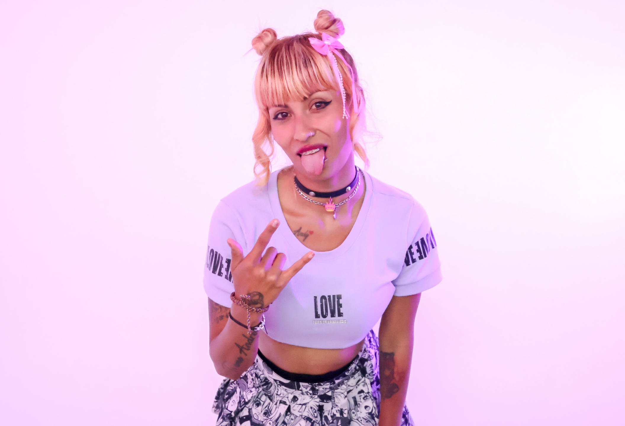 webcam model MilaRouge from XloveCam webcam model MilaRouge from XloveCam